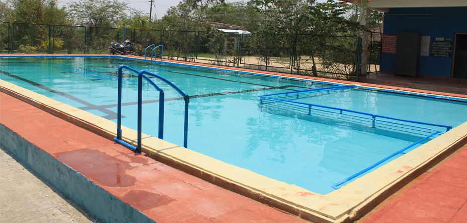 Dharani Resorts - Swimming Pool
